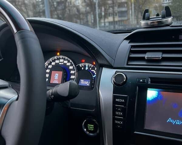 Серый Тойота Камри, объемом двигателя 2.49 л и пробегом 155 тыс. км за 12500 $, фото 36 на Automoto.ua
