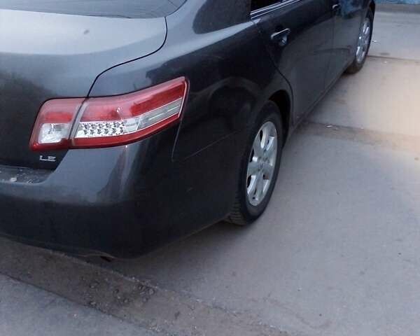 Сірий Тойота Камрі, об'ємом двигуна 2.5 л та пробігом 214 тис. км за 8900 $, фото 6 на Automoto.ua