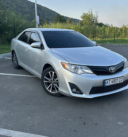 Серый Тойота Камри, объемом двигателя 2.5 л и пробегом 255 тыс. км за 12000 $, фото 5 на Automoto.ua