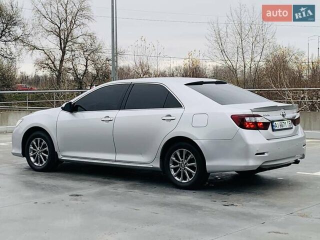 Серый Тойота Камри, объемом двигателя 2.49 л и пробегом 196 тыс. км за 12300 $, фото 36 на Automoto.ua
