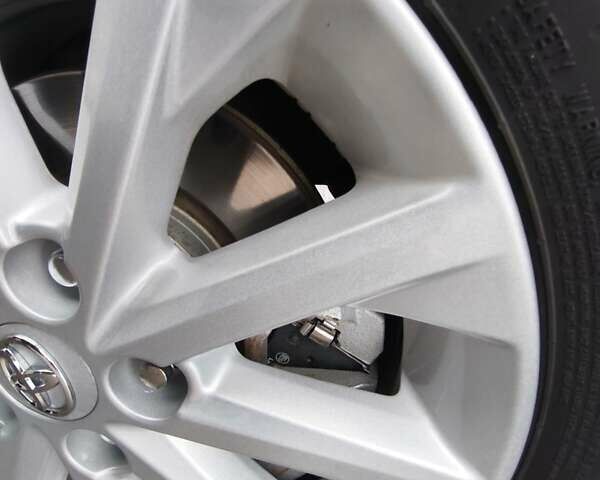 Серый Тойота Камри, объемом двигателя 2.5 л и пробегом 244 тыс. км за 14900 $, фото 23 на Automoto.ua