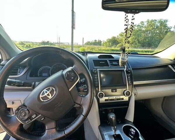 Тойота Камри 2011 в Жидачов на Automoto.ua Серый Тойота Камри, объемом двигателя 2.5 л и пробегом 252 тыс. км за 11700 $, фото 12 на Automoto.ua