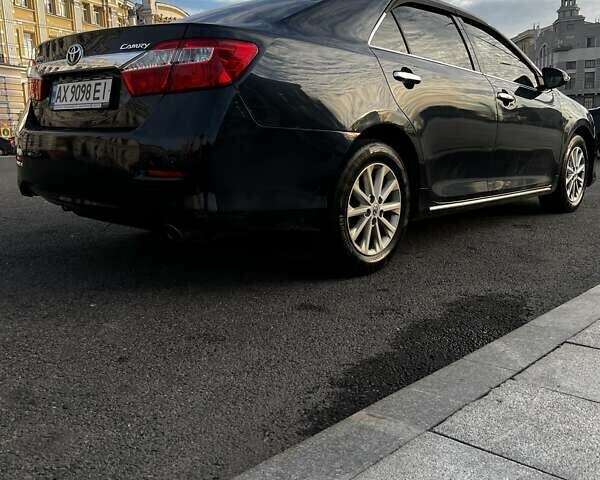 Серый Тойота Камри, объемом двигателя 2.49 л и пробегом 155 тыс. км за 12500 $, фото 6 на Automoto.ua