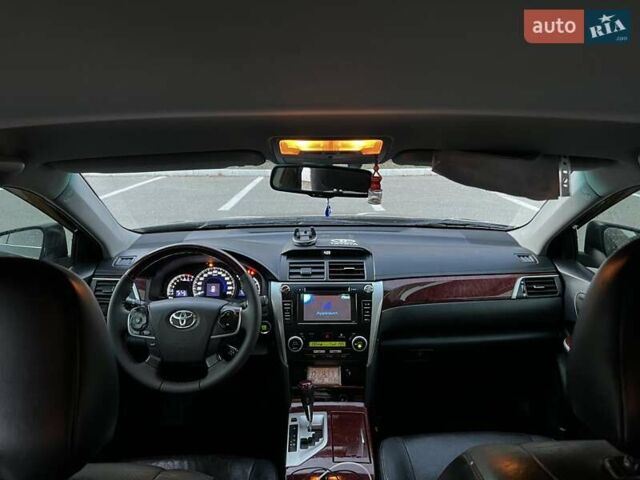 Серый Тойота Камри, объемом двигателя 2.49 л и пробегом 155 тыс. км за 12500 $, фото 34 на Automoto.ua