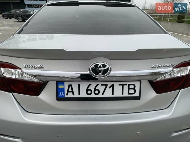 Серый Тойота Камри, объемом двигателя 2.49 л и пробегом 196 тыс. км за 12300 $, фото 48 на Automoto.ua