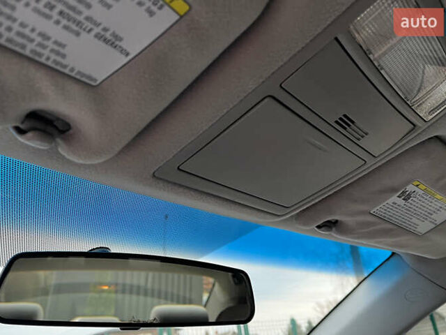 Сірий Тойота Камрі, об'ємом двигуна 2.49 л та пробігом 200 тис. км за 9999 $, фото 16 на Automoto.ua