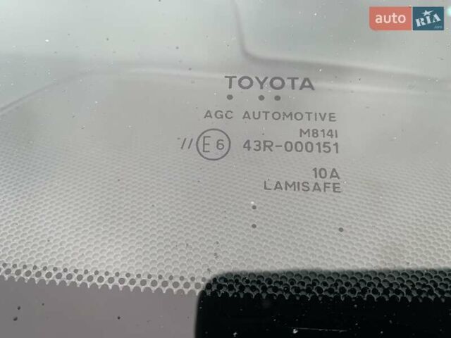 Серый Тойота Камри, объемом двигателя 2.49 л и пробегом 196 тыс. км за 12300 $, фото 51 на Automoto.ua