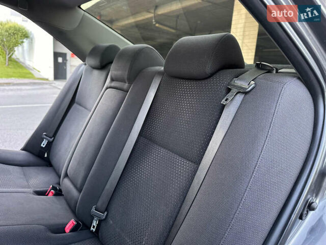 Серый Тойота Камри, объемом двигателя 2.5 л и пробегом 145 тыс. км за 13400 $, фото 27 на Automoto.ua