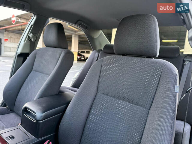 Серый Тойота Камри, объемом двигателя 2.5 л и пробегом 145 тыс. км за 13400 $, фото 22 на Automoto.ua