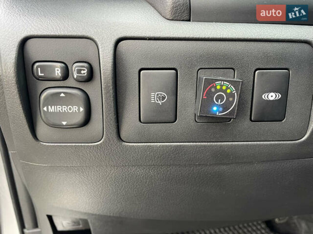 Тойота Камри 2011 в Киеве на Automoto.ua Серый Тойота Камри, объемом двигателя 2.4 л и пробегом 191 тыс. км за 10800 $, фото 30 на Automoto.ua