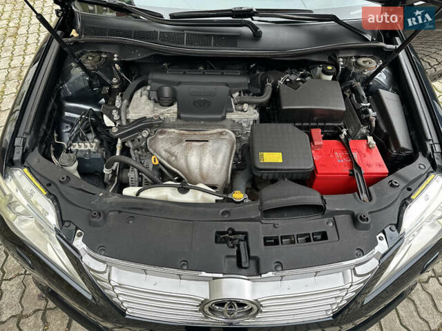 Тойота Камри 2011 в Сумах на Automoto.ua Серый Тойота Камри, объемом двигателя 2.49 л и пробегом 251 тыс. км за 13500 $, фото 20 на Automoto.ua