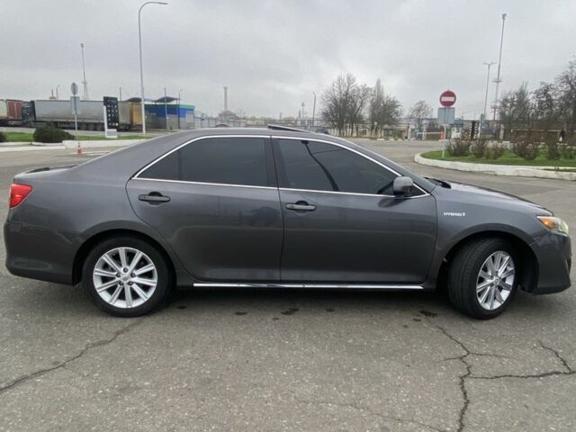 Серый Тойота Камри, объемом двигателя 2.5 л и пробегом 188 тыс. км за 12700 $, фото 11 на Automoto.ua