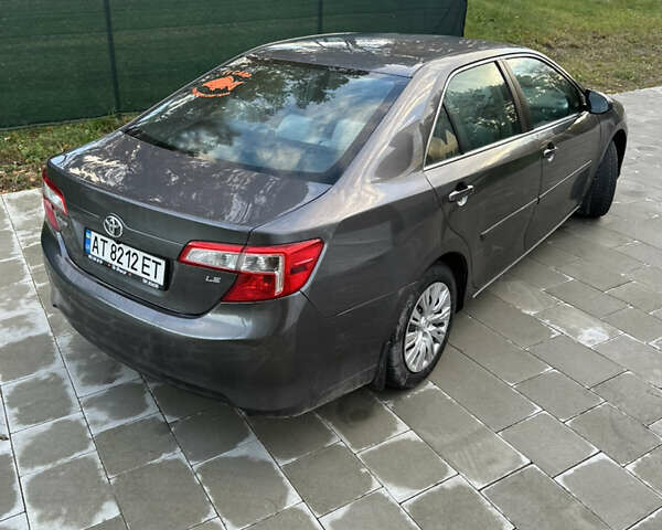 Тойота Камри 2012 в Львове на Automoto.ua Серый Тойота Камри, объемом двигателя 2.5 л и пробегом 179 тыс. км за 10700 $, фото 12 на Automoto.ua