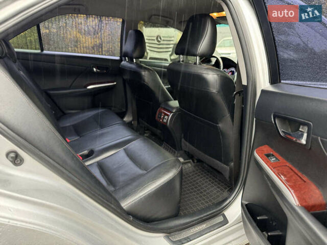 Серый Тойота Камри, объемом двигателя 2.5 л и пробегом 213 тыс. км за 14490 $, фото 43 на Automoto.ua