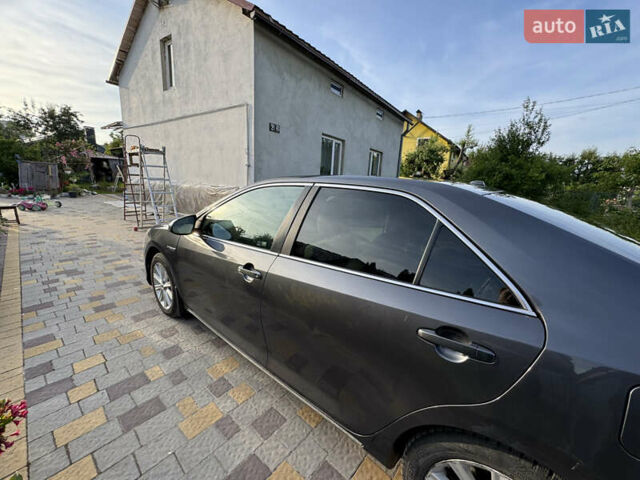 Сірий Тойота Камрі, об'ємом двигуна 2.49 л та пробігом 290 тис. км за 9500 $, фото 22 на Automoto.ua
