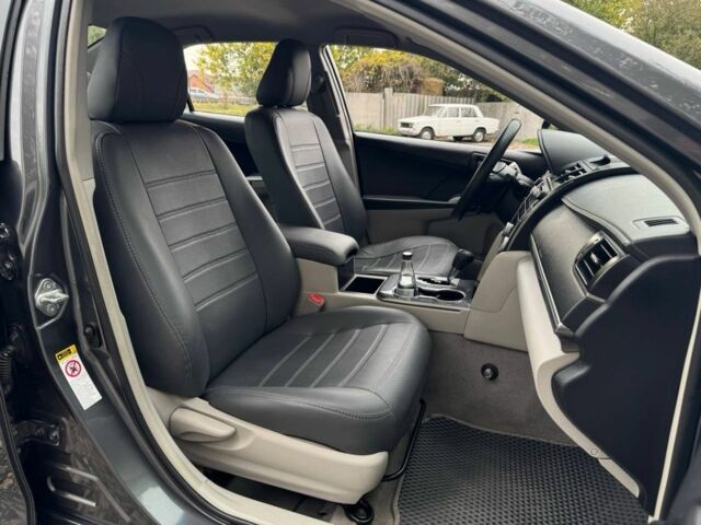 Сірий Тойота Камрі, об'ємом двигуна 2.5 л та пробігом 268 тис. км за 10990 $, фото 10 на Automoto.ua