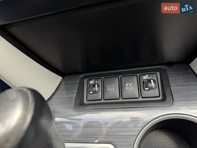 Сірий Тойота Камрі, об'ємом двигуна 2.5 л та пробігом 138 тис. км за 11950 $, фото 38 на Automoto.ua