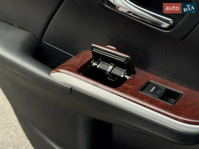 Серый Тойота Камри, объемом двигателя 2.5 л и пробегом 213 тыс. км за 14490 $, фото 39 на Automoto.ua