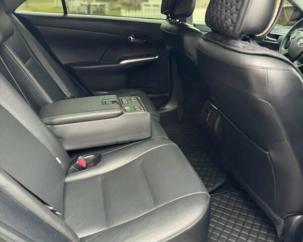 Сірий Тойота Камрі, об'ємом двигуна 2.49 л та пробігом 215 тис. км за 15000 $, фото 11 на Automoto.ua