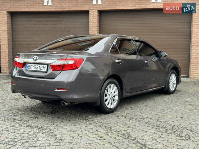 Сірий Тойота Камрі, об'ємом двигуна 2.49 л та пробігом 215 тис. км за 15000 $, фото 7 на Automoto.ua