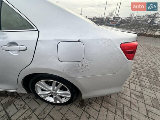 Сірий Тойота Камрі, об'ємом двигуна 2.49 л та пробігом 274 тис. км за 8000 $, фото 14 на Automoto.ua