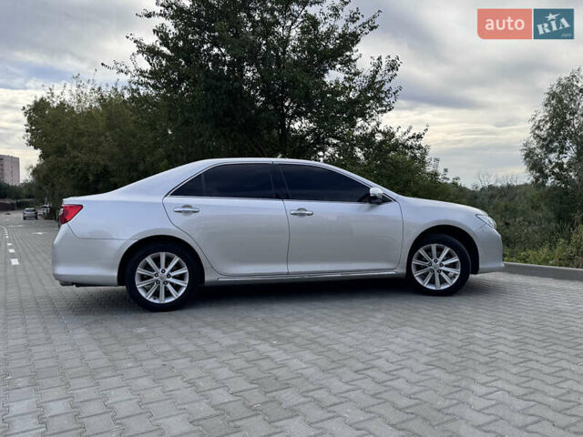 Тойота Камри 2012 в Киеве на Automoto.ua Серый Тойота Камри, объемом двигателя 2.49 л и пробегом 198 тыс. км за 15490 $, фото 20 на Automoto.ua