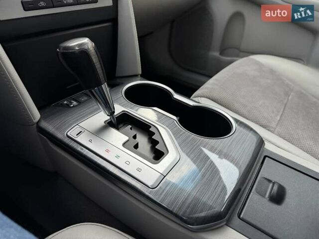 Сірий Тойота Камрі, об'ємом двигуна 2.5 л та пробігом 138 тис. км за 11950 $, фото 39 на Automoto.ua