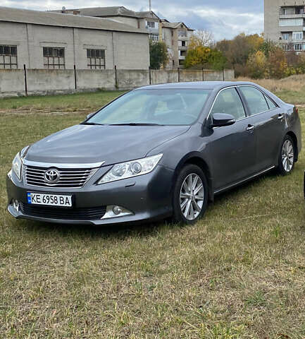 Сірий Тойота Камрі, об'ємом двигуна 2.5 л та пробігом 179 тис. км за 16000 $, фото 20 на Automoto.ua