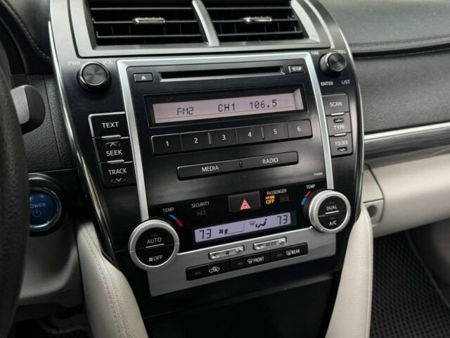 Сірий Тойота Камрі, об'ємом двигуна 2.5 л та пробігом 268 тис. км за 10990 $, фото 22 на Automoto.ua