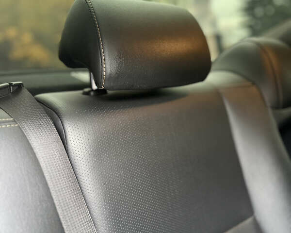 Серый Тойота Камри, объемом двигателя 2.49 л и пробегом 271 тыс. км за 12500 $, фото 17 на Automoto.ua