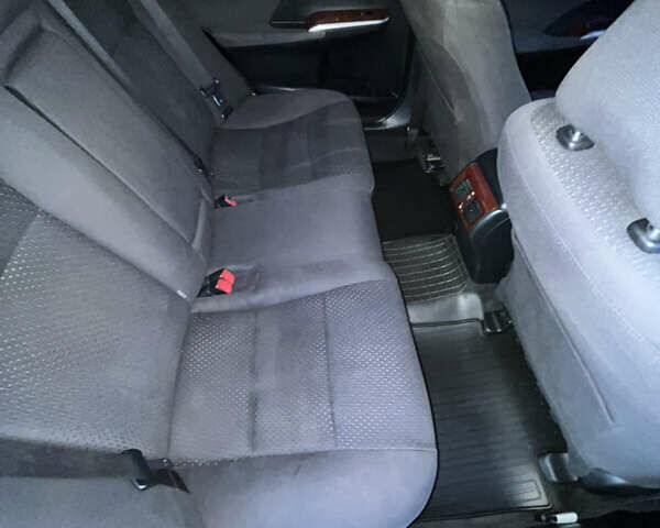 Сірий Тойота Камрі, об'ємом двигуна 2.5 л та пробігом 135 тис. км за 14700 $, фото 8 на Automoto.ua