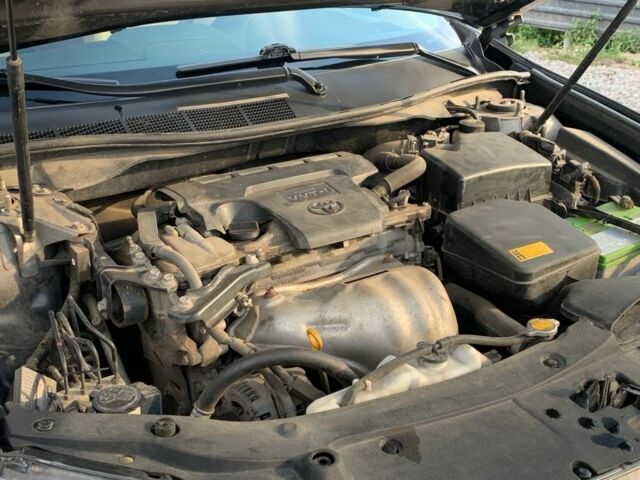 Серый Тойота Камри, объемом двигателя 2.5 л и пробегом 177 тыс. км за 13000 $, фото 8 на Automoto.ua