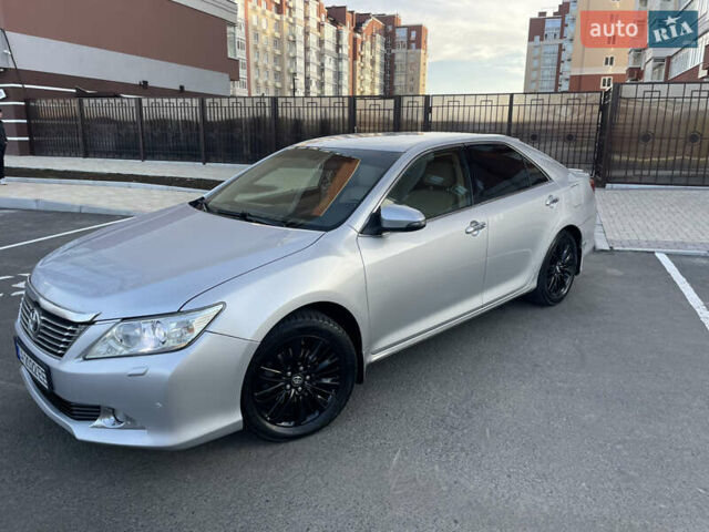 Сірий Тойота Камрі, об'ємом двигуна 3.5 л та пробігом 231 тис. км за 13400 $, фото 9 на Automoto.ua