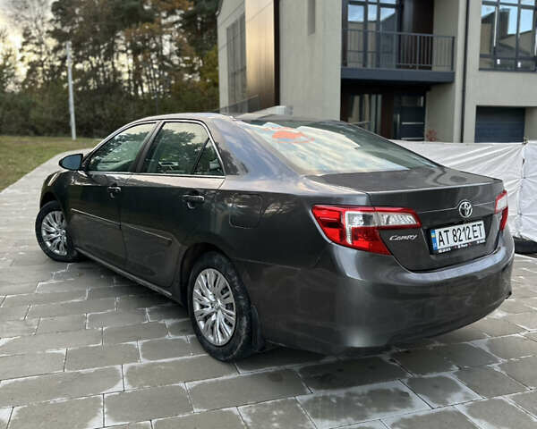 Тойота Камри 2012 в Львове на Automoto.ua Серый Тойота Камри, объемом двигателя 2.5 л и пробегом 179 тыс. км за 10700 $, фото 7 на Automoto.ua