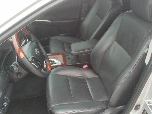 Серый Тойота Камри, объемом двигателя 2.5 л и пробегом 193 тыс. км за 14700 $, фото 19 на Automoto.ua