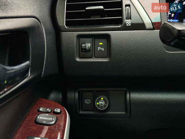 Серый Тойота Камри, объемом двигателя 2.5 л и пробегом 213 тыс. км за 14490 $, фото 32 на Automoto.ua