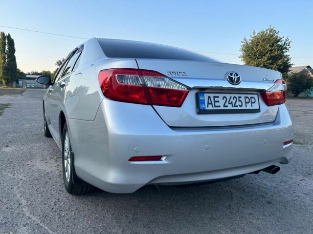 Сірий Тойота Камрі, об'ємом двигуна 2.5 л та пробігом 220 тис. км за 13900 $, фото 6 на Automoto.ua