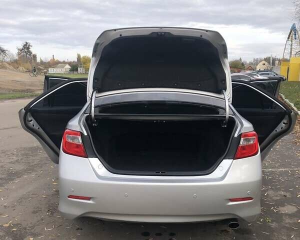 Серый Тойота Камри, объемом двигателя 2.5 л и пробегом 181 тыс. км за 11500 $, фото 17 на Automoto.ua