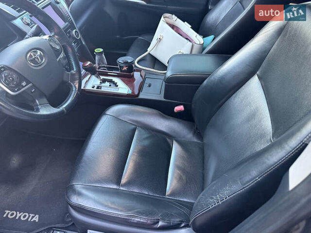 Сірий Тойота Камрі, об'ємом двигуна 2.49 л та пробігом 168 тис. км за 14500 $, фото 10 на Automoto.ua