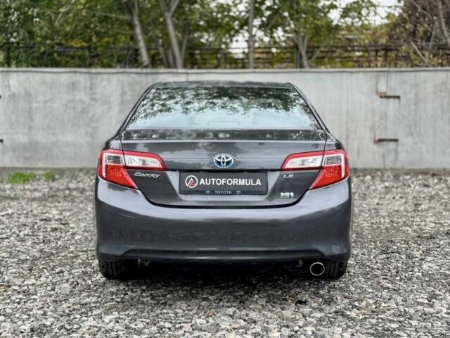 Сірий Тойота Камрі, об'ємом двигуна 2.5 л та пробігом 268 тис. км за 10990 $, фото 6 на Automoto.ua