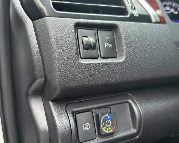 Серый Тойота Камри, объемом двигателя 2.49 л и пробегом 271 тыс. км за 12500 $, фото 21 на Automoto.ua