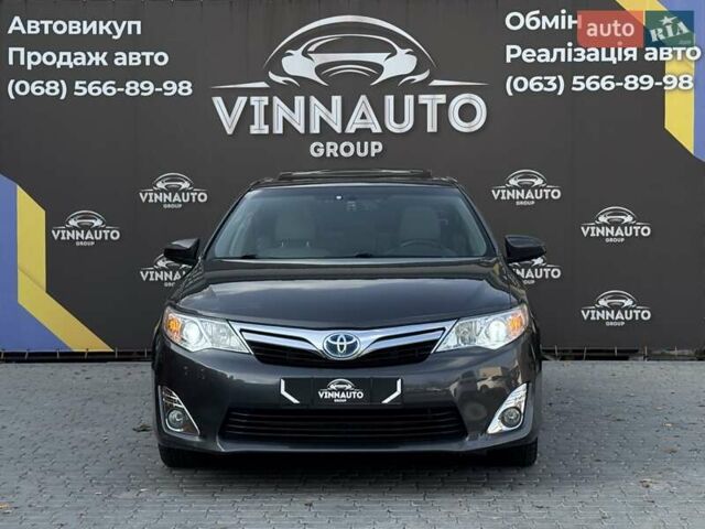 Сірий Тойота Камрі, об'ємом двигуна 2.5 л та пробігом 138 тис. км за 11950 $, фото 5 на Automoto.ua