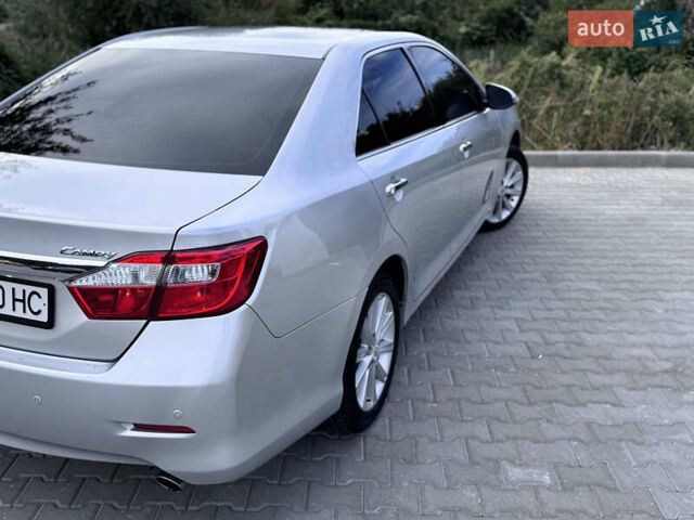 Тойота Камри 2012 в Киеве на Automoto.ua Серый Тойота Камри, объемом двигателя 2.49 л и пробегом 198 тыс. км за 15490 $, фото 17 на Automoto.ua