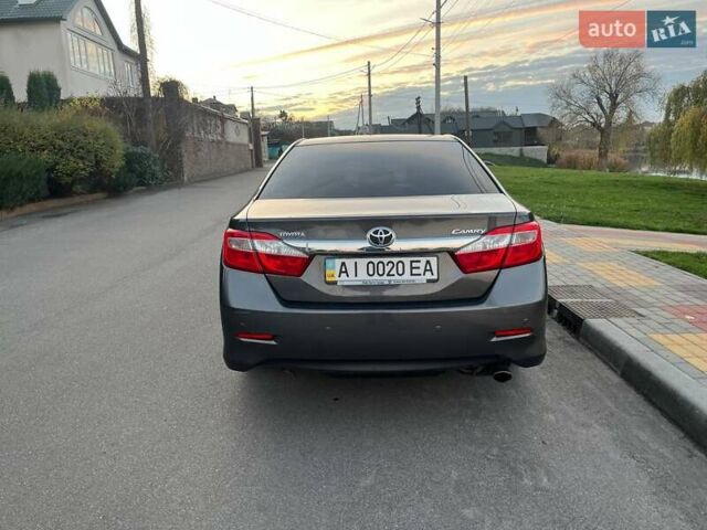 Сірий Тойота Камрі, об'ємом двигуна 2.5 л та пробігом 233 тис. км за 15000 $, фото 7 на Automoto.ua