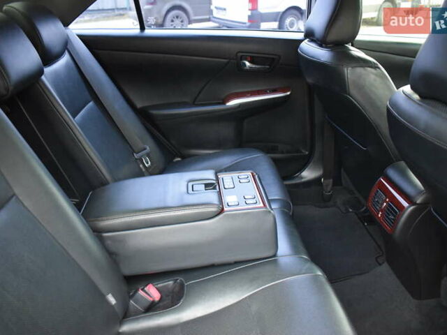 Сірий Тойота Камрі, об'ємом двигуна 2.5 л та пробігом 163 тис. км за 13250 $, фото 6 на Automoto.ua