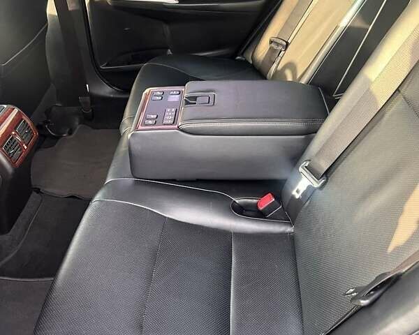 Серый Тойота Камри, объемом двигателя 2.5 л и пробегом 175 тыс. км за 16500 $, фото 11 на Automoto.ua