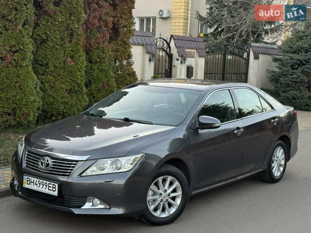 Серый Тойота Камри, объемом двигателя 2.5 л и пробегом 164 тыс. км за 12900 $, фото 8 на Automoto.ua