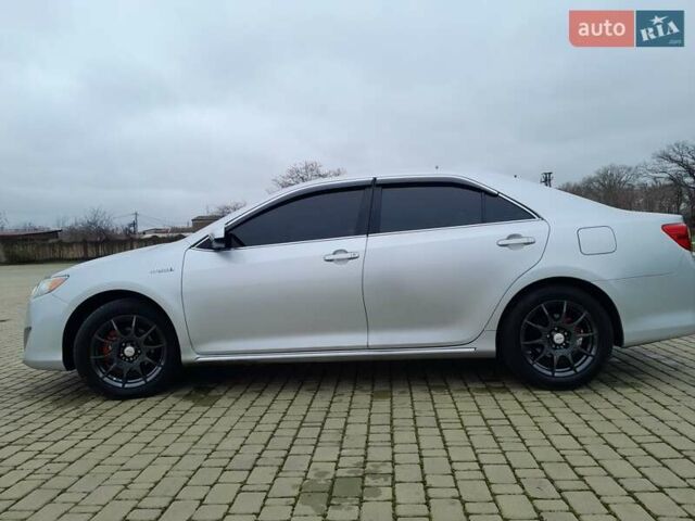 Сірий Тойота Камрі, об'ємом двигуна 2.5 л та пробігом 245 тис. км за 14100 $, фото 10 на Automoto.ua