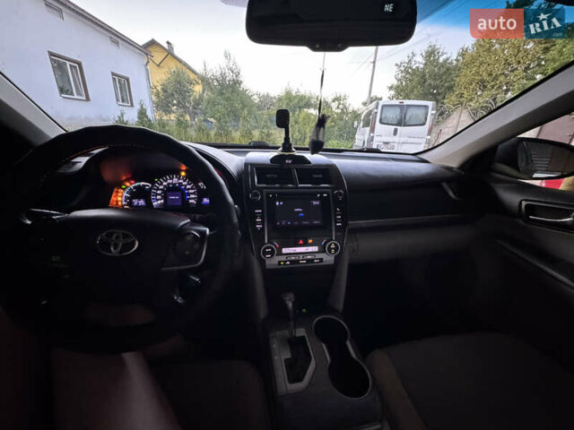 Сірий Тойота Камрі, об'ємом двигуна 2.49 л та пробігом 290 тис. км за 9500 $, фото 47 на Automoto.ua