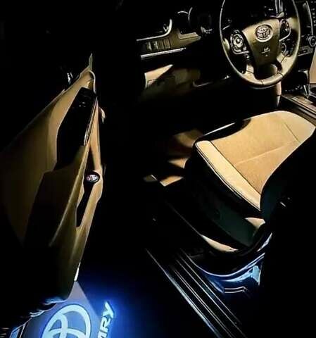 Серый Тойота Камри, объемом двигателя 2.49 л и пробегом 229 тыс. км за 12800 $, фото 27 на Automoto.ua